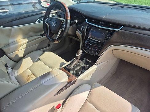 Used 2013 Cadillac XTS FWD image 15