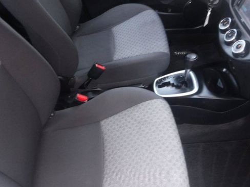 Used 2015 Toyota Yaris L FWD image 24