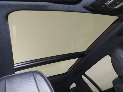 Used 2021 Mercedes-Benz GLS 450 4MATIC image 12