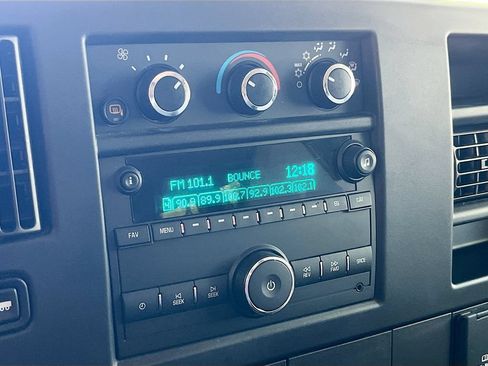 Used 2022 Chevrolet Express 2500 LS w/ Driver Convenience Package RWD image 13