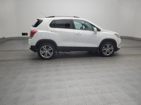 Used 2020 Chevrolet Trax LT w/ Driver Confidence Package AWD/4WD image 10