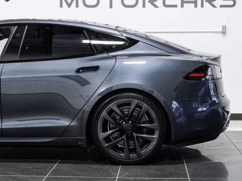 Used 2023 Tesla Model S image 19