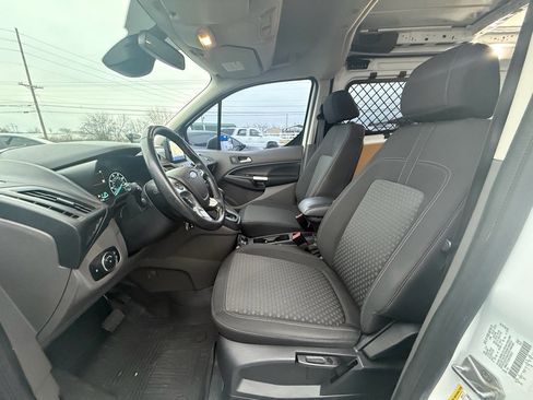 Used 2022 Ford Transit Connect XLT image 12