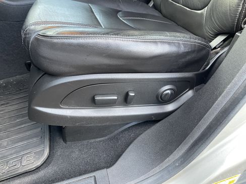 Used 2017 Chevrolet Traverse LT image 14