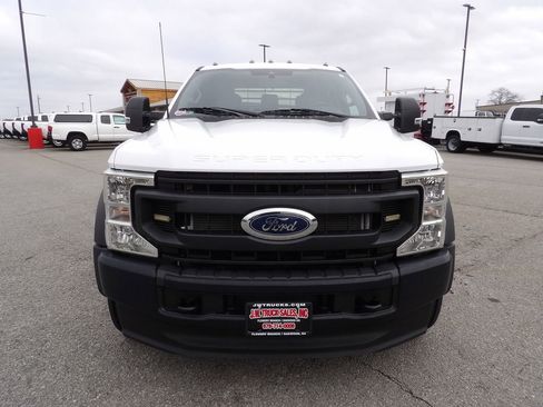 Used 2022 Ford F550 4x4 Crew Cab Super Duty w/ Power Equipment Group image 12