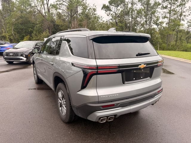Used 2026 Chevrolet Traverse LT FWD image 18