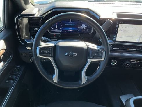 Used 2024 Chevrolet Silverado 1500 RST w/ Z71 Off-Road Package image 2