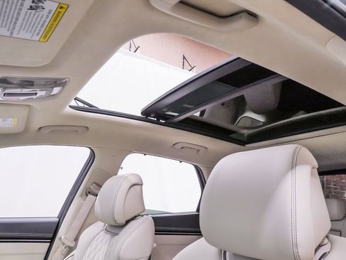 Certified 2023 Genesis GV70 3.5T Sport w/ Sport Prestige Package image 10