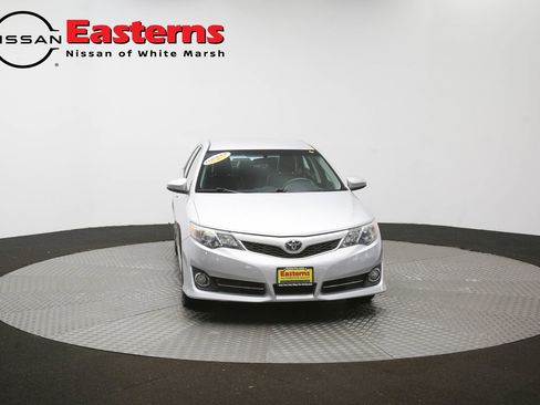 Used 2014 Toyota Camry SE FWD image 51