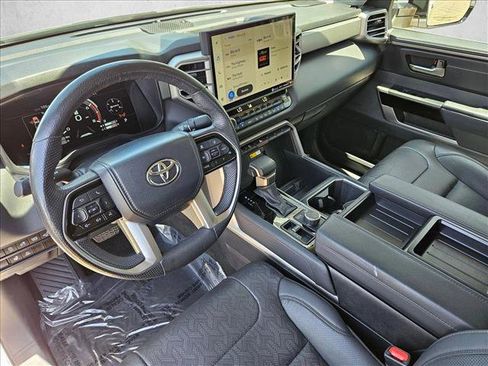 Used 2024 Toyota Tundra Limited AWD/4WD image 12
