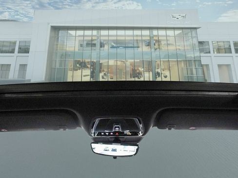 Used 2026 Cadillac Lyriq Premium Luxury image 23