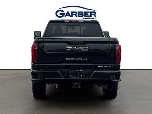 Certified 2024 GMC Sierra 2500 Denali Ultimate image 4