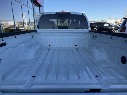 New 2026 Nissan Frontier S image 10