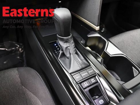 Used 2025 Toyota Camry LE FWD image 13