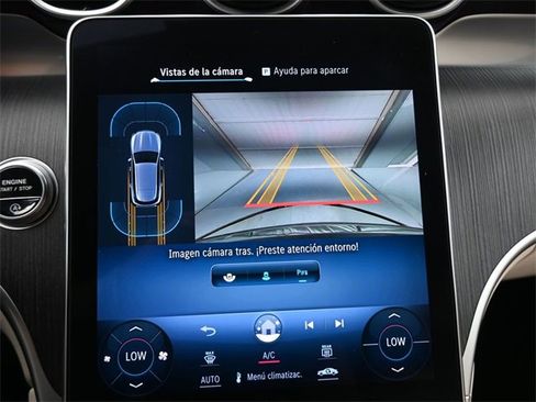 Used 2024 Mercedes-Benz GLC 300 image 6