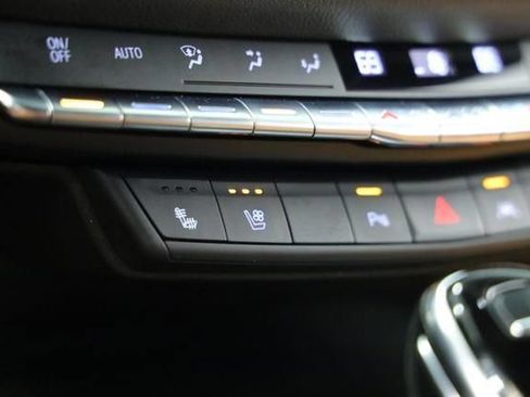 Used 2023 Cadillac XT4 Sport FWD image 25
