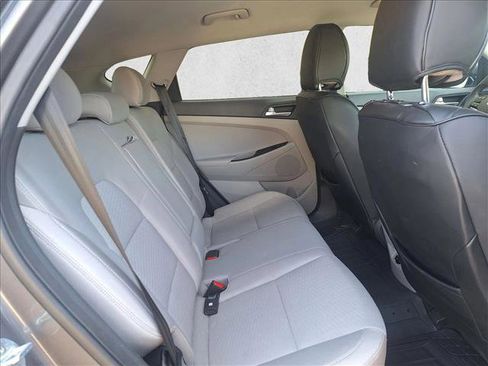 Used 2020 Hyundai Tucson SEL image 18