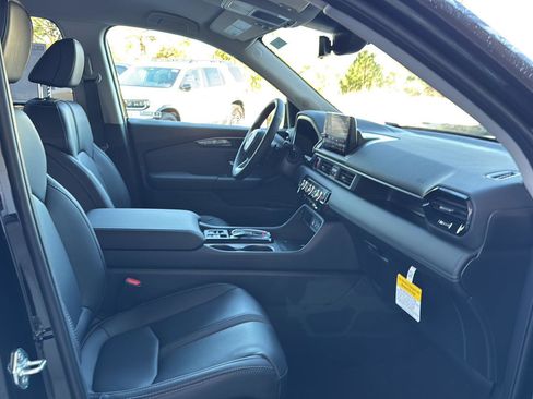New 2025 Honda Pilot EX-L image 10