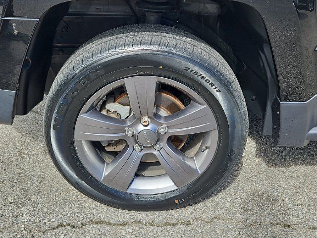 Used 2016 Jeep Patriot Sport w/ Power Value Group FWD image 5