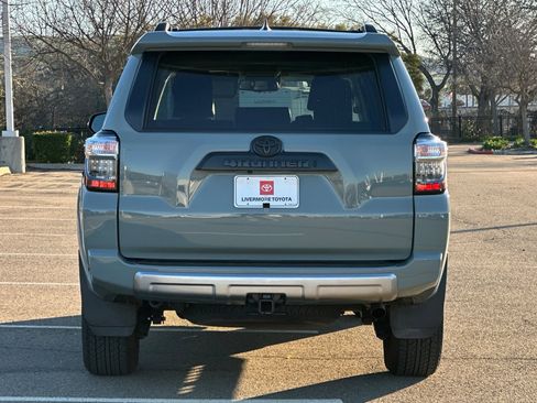 Used 2023 Toyota 4Runner TRD Off-Road Premium image 5