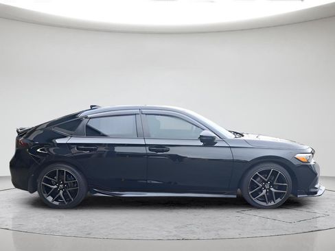 Used 2023 Honda Civic Sport Touring image 6