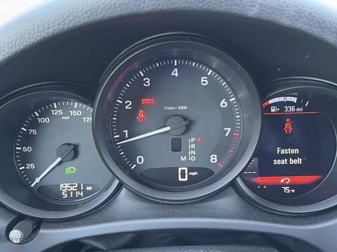 Used 2023 Porsche Macan image 9