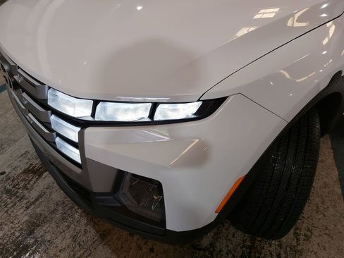 Certified 2025 Hyundai Santa Cruz SEL FWD image 33