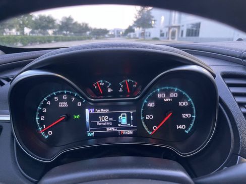 Used 2018 Chevrolet Impala Premier w/ Premier Confidence Package FWD image 14