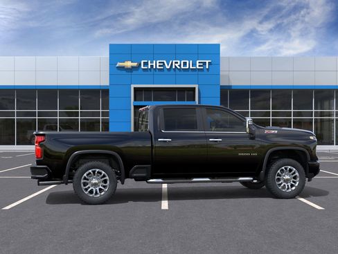 New 2026 Chevrolet Silverado 3500 LT w/ Z71 Chrome Sport Edition AWD/4WD image 5