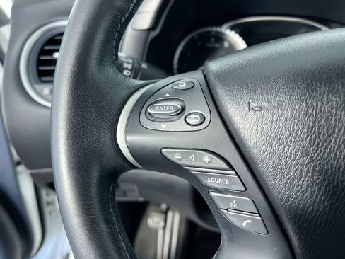 Used 2020 INFINITI QX60 Luxe w/ Essential Package FWD image 16