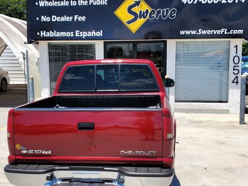 Used 2002 Chevrolet S10 Pickup LS w/ LS Preferred Equipment Group AWD/4WD image 11