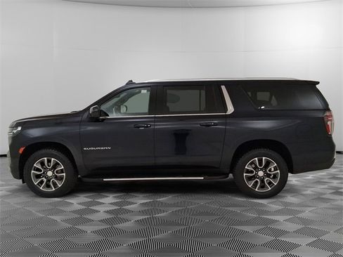 Used 2021 Chevrolet Suburban LT image 6