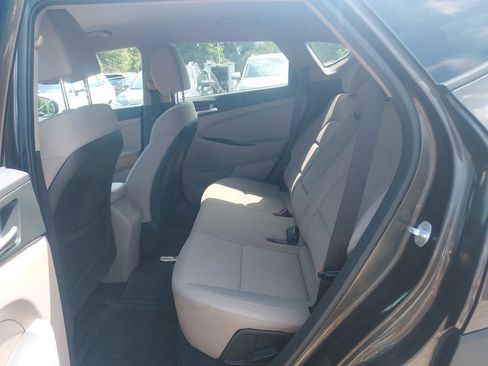 Used 2019 Hyundai Tucson Value AWD/4WD image 26