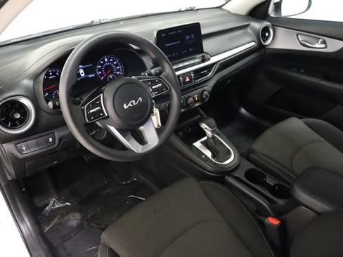 Used 2023 Kia Forte LXS FWD image 9