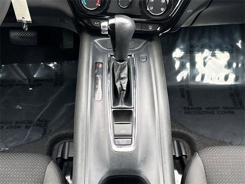 Used 2022 Honda HR-V LX image 28