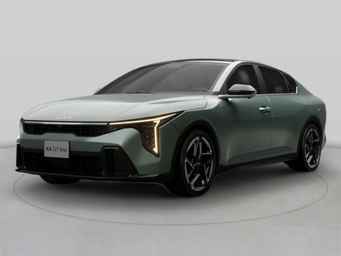 New 2026 Kia K4 LX image 1