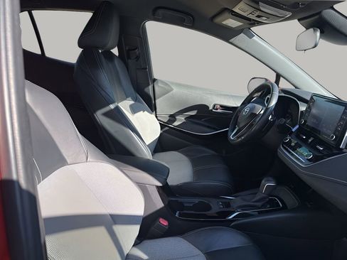 Used 2019 Toyota Corolla XSE image 14