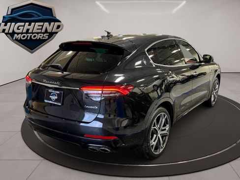 Used 2023 Maserati Levante GT AWD/4WD image 6