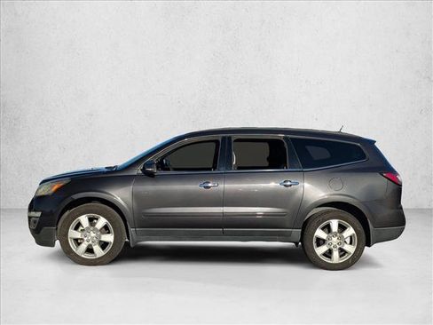 Used 2016 Chevrolet Traverse LT w/ Style and Technology Package image 8