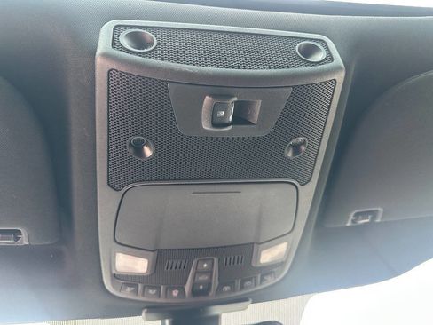 Used 2015 Ford F150 Platinum image 31