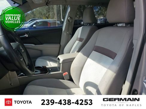 Used 2013 Toyota Camry XLE image 17