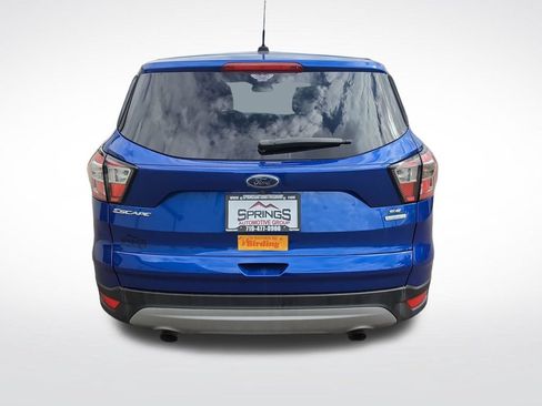 Used 2017 Ford Escape SE FWD image 4
