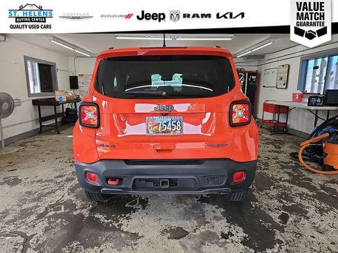 Used 2021 Jeep Renegade Trailhawk w/ Trailer Tow Group AWD/4WD image 5
