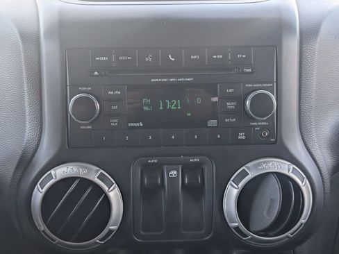 Used 2013 Jeep Wrangler Sahara w/ Connectivity Group image 16