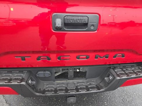 Used 2022 Toyota Tacoma SR AWD/4WD image 25