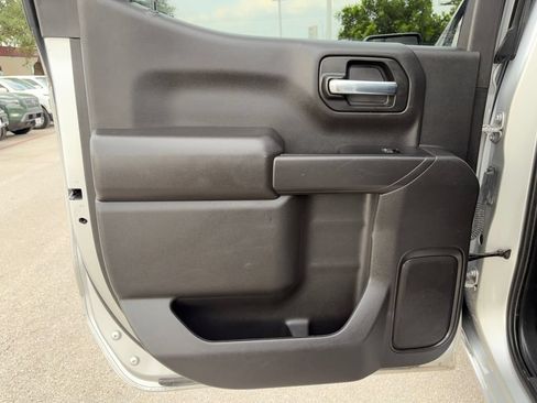 Used 2022 Chevrolet Silverado 1500 Custom w/ Safety Confidence Package RWD image 27