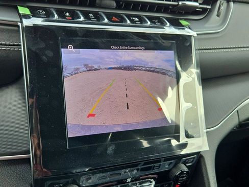 New 2025 Jeep Grand Cherokee L Laredo w/ Luxury Tech Group I RWD image 35