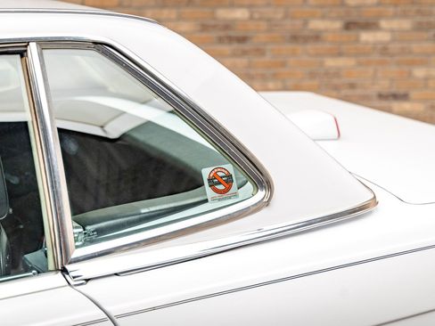 Used 1987 Mercedes-Benz 560 SL image 27