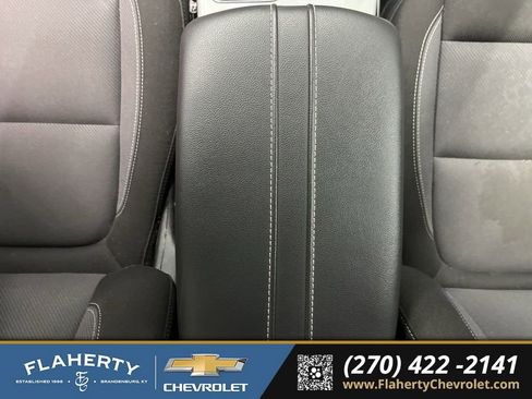 Used 2025 Chevrolet Blazer LT image 30