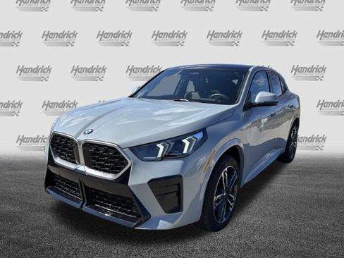 Certified 2025 BMW X2 xDrive28i image 7